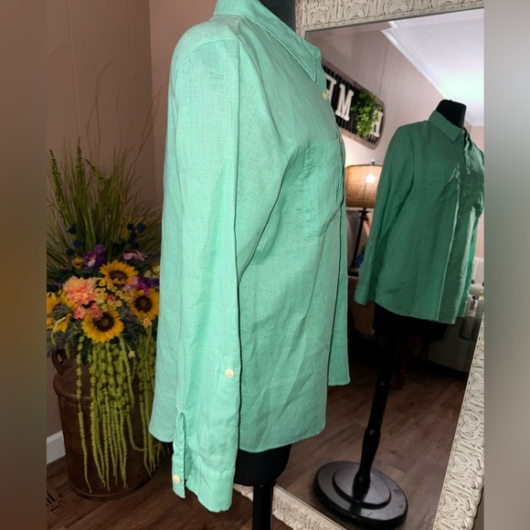 Investments Gold Label • 100% Linen Button Down - Picture 9 of 10